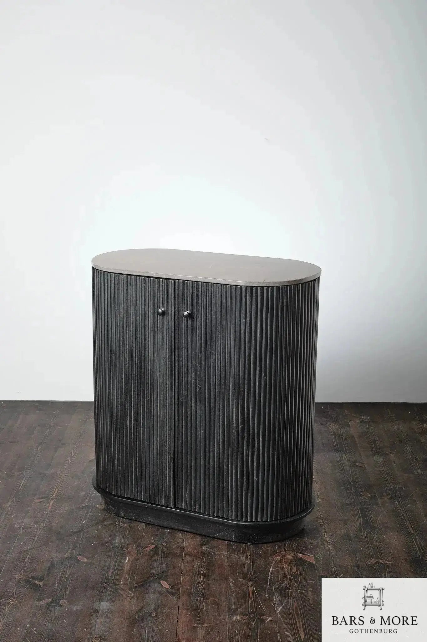 Barskab - Westbury - Bars & More My Store