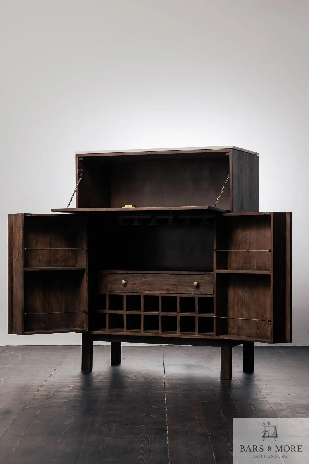 Bar Cabinet - Manhattan - with lock - Barsandmore