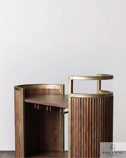 Champagne Trolley - Kansas Bars & More